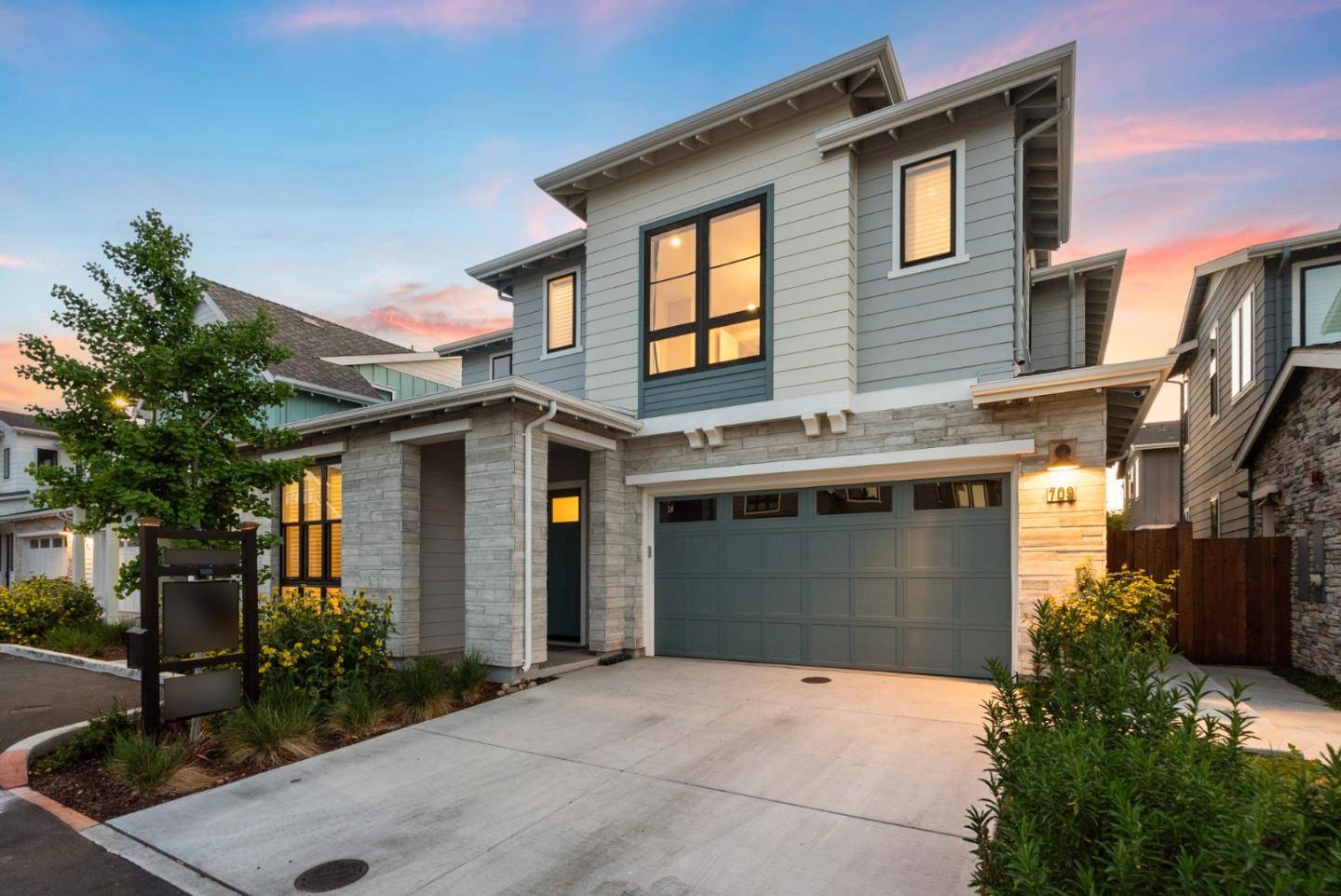 Sunnyvale, CA 94086,709 Valonia Oak TER