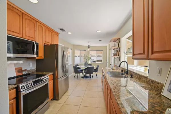 San Jose, CA 95126,1418 Serena CT