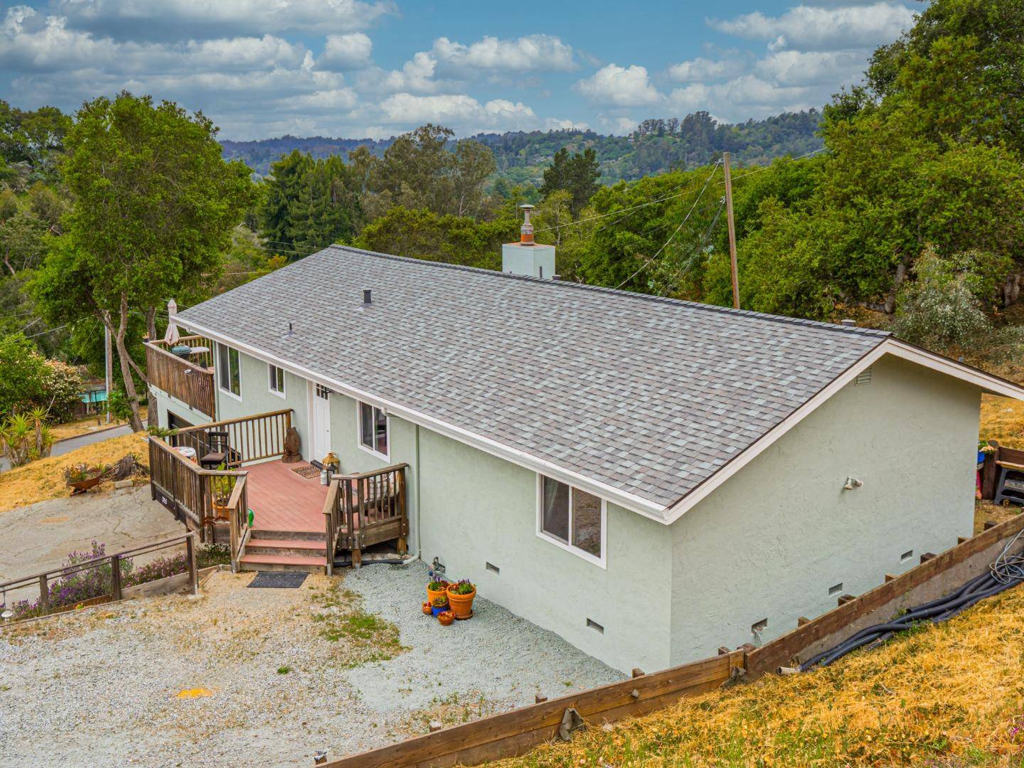 Corralitos, CA 95076,353 Allan LN