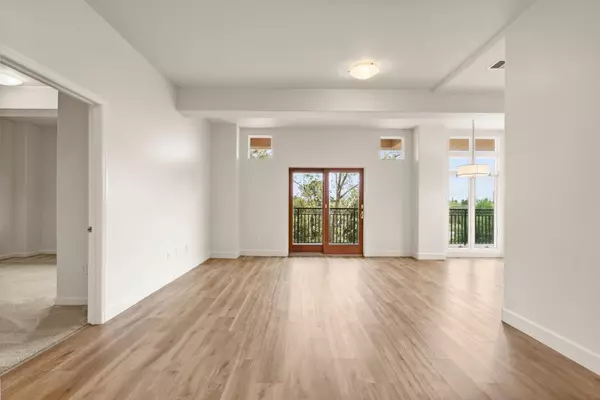 Palo Alto, CA 94306,200 Sheridan AVE 307