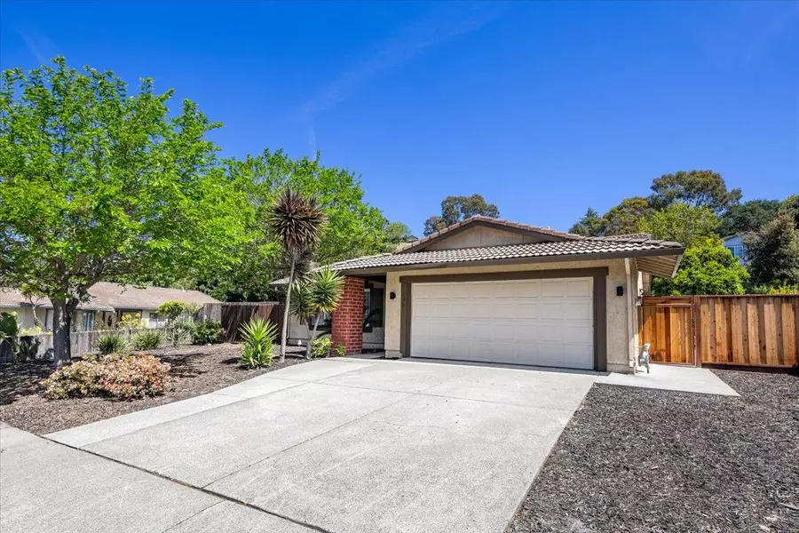 152 Masonic DR, Vallejo, CA 94591