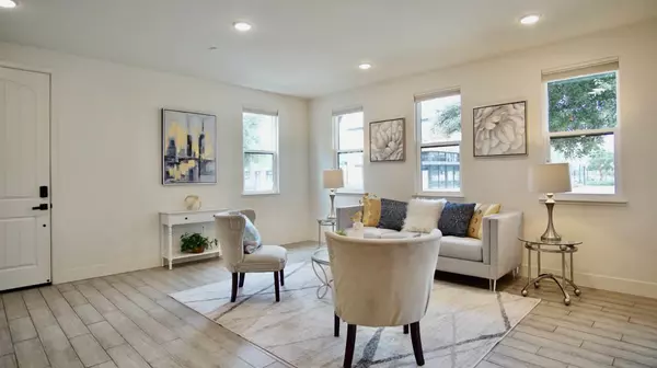 Alameda, CA 94501,2673 5th ST