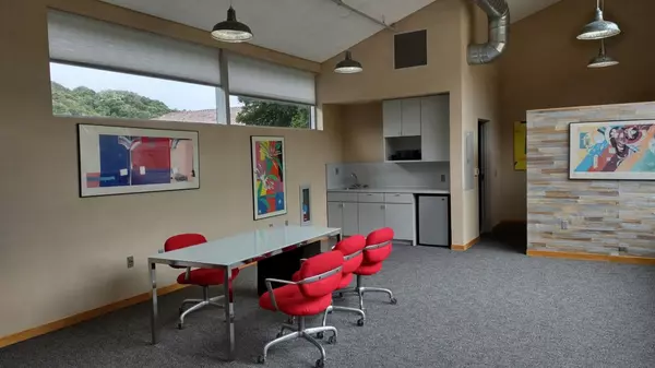 Monterey, CA 93940,9777 Blue Larkspur LN