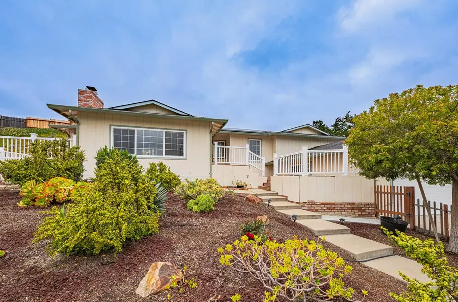 9 Harrow Court, Seaside, CA 93955
