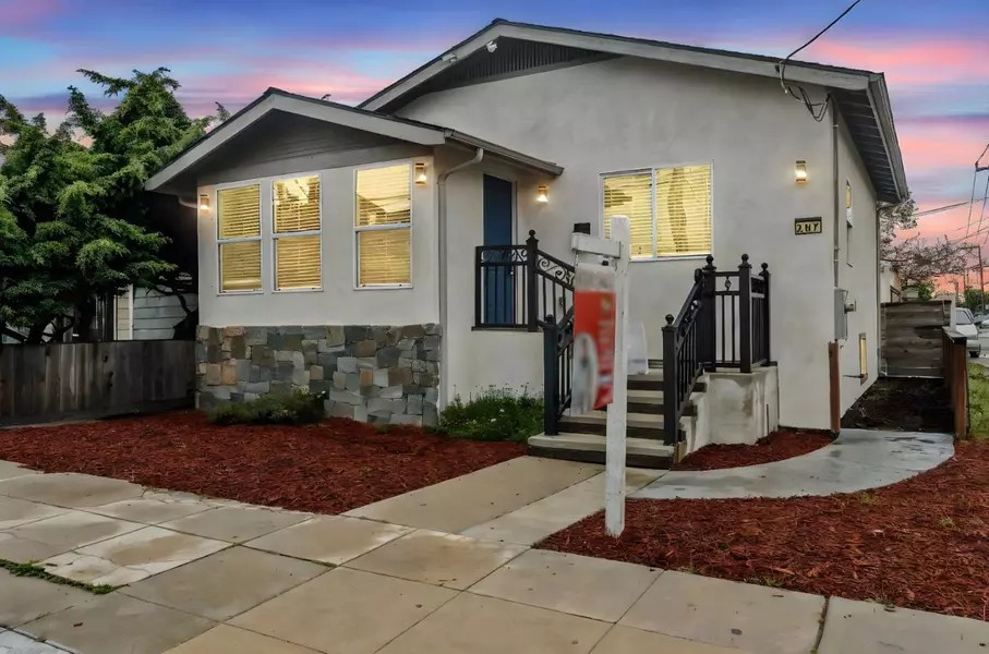 207 E San Luis ST, Salinas, CA 93901