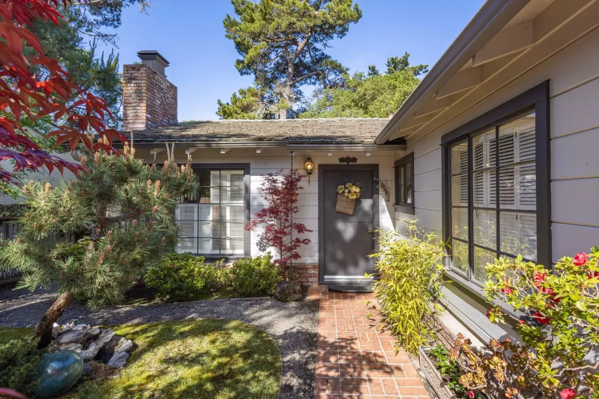 Carmel, CA 93921,0 Lincoln 3 NW of 11th