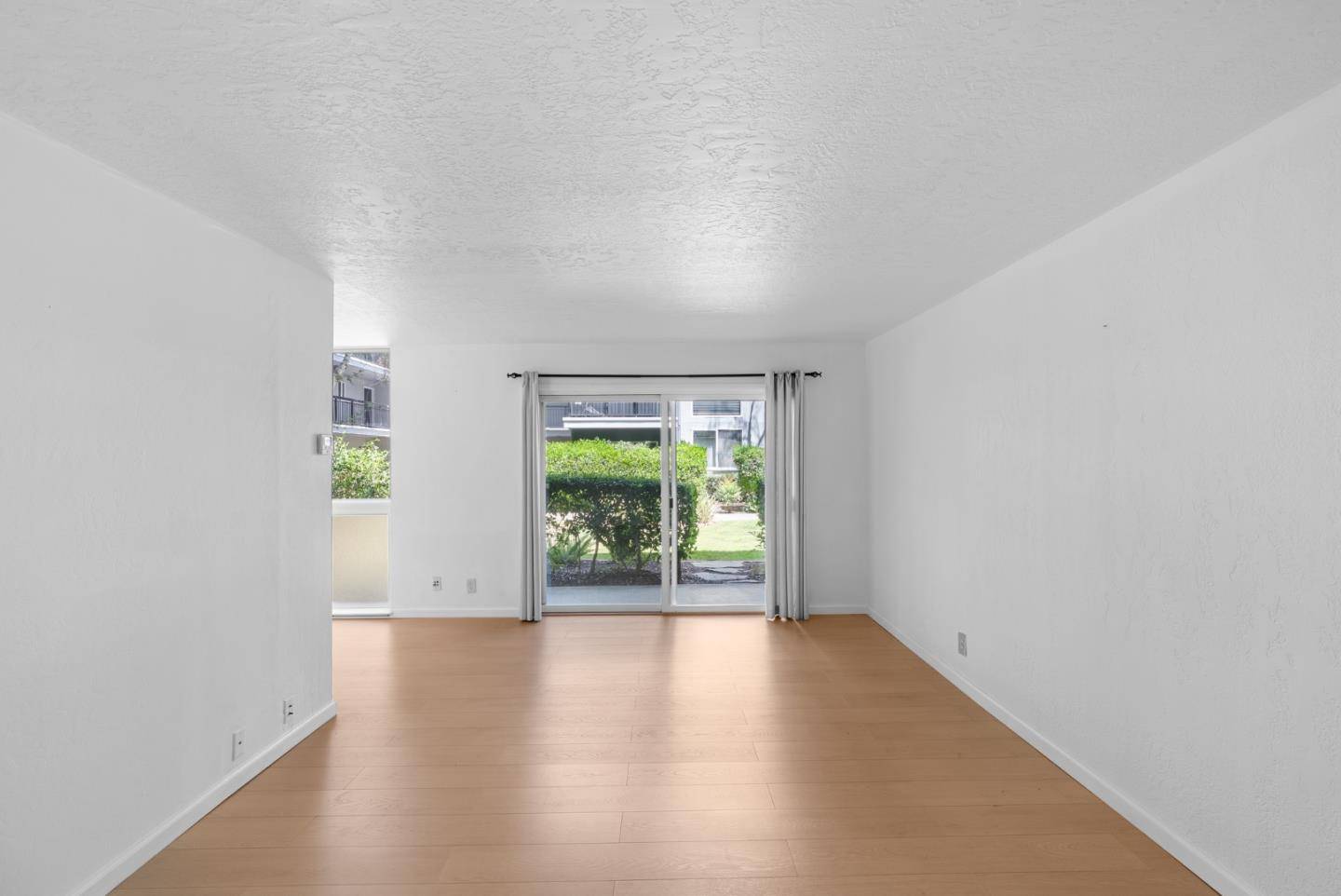 Mountain View, CA 94040,183 Del Medio AVE 104