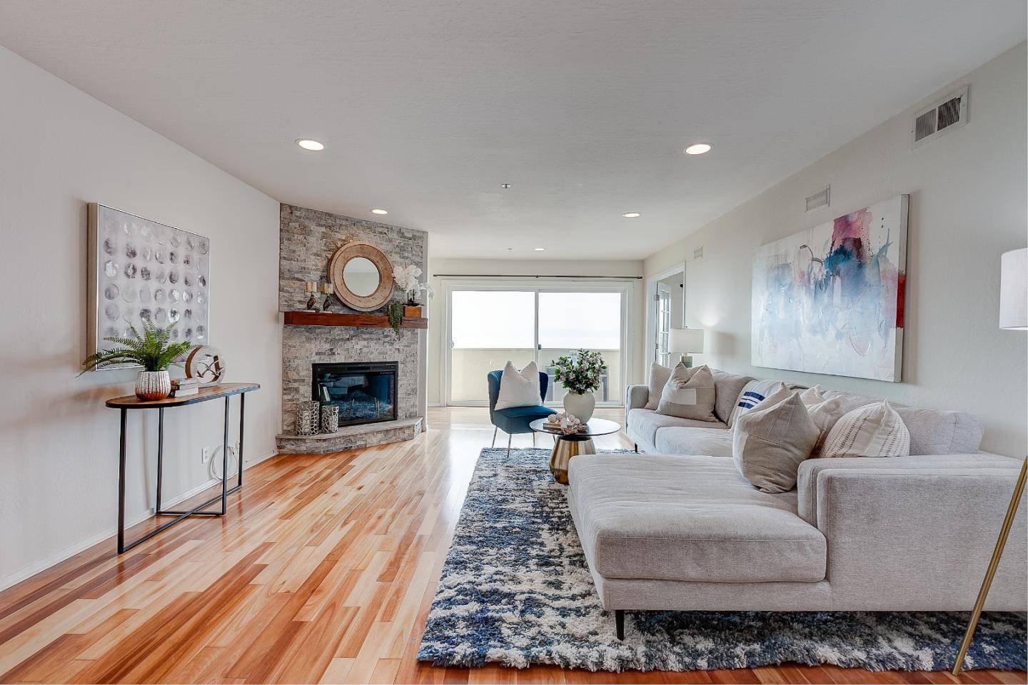 Alameda, CA 94501,933 Shoreline DR 203
