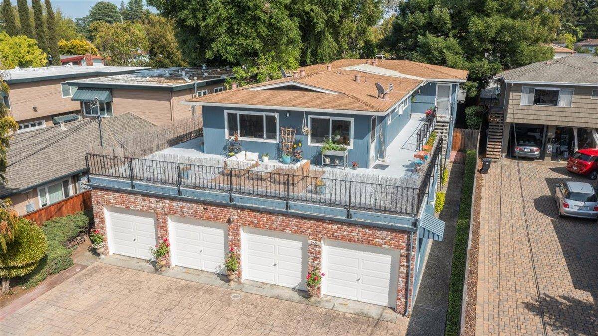 Menlo Park, CA 94025,933 Florence LN