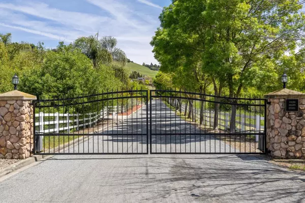 9540 Via Del Oro, Gilroy, CA 95020