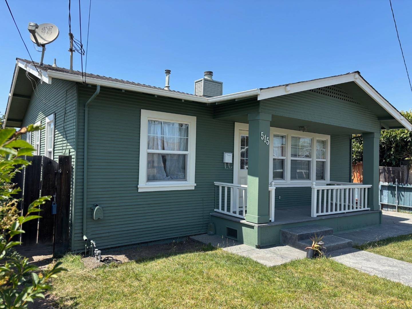 Watsonville, CA 95076,515 Mckenzie AVE