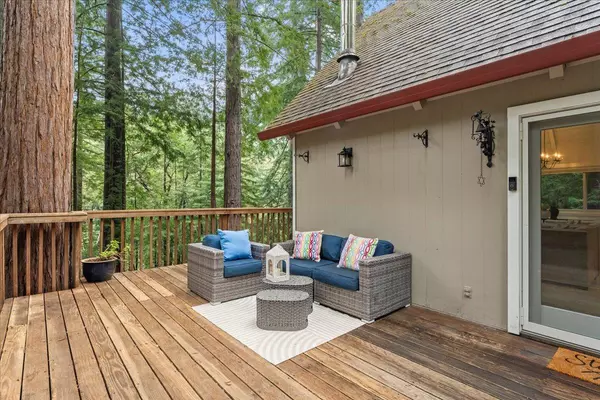 Los Gatos, CA 95033,24760 Highland WAY