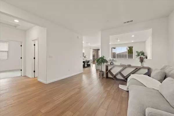 Galt, CA 95632,829 Crow Creek CIR