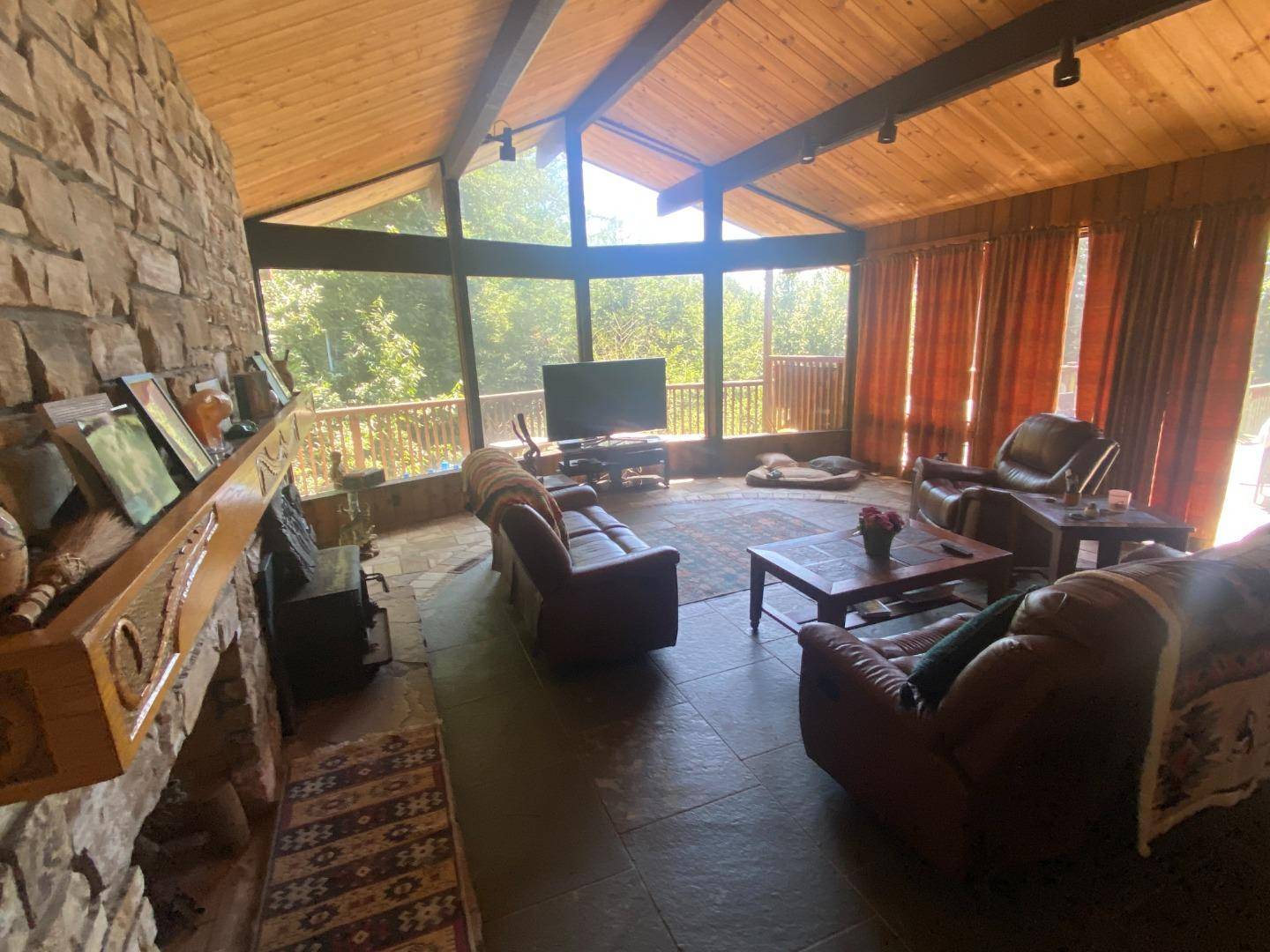 Soquel, CA 95073,341 Metalwood DR