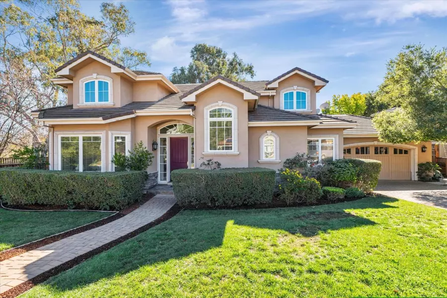 10108 Crescent CT, Cupertino, CA 95014