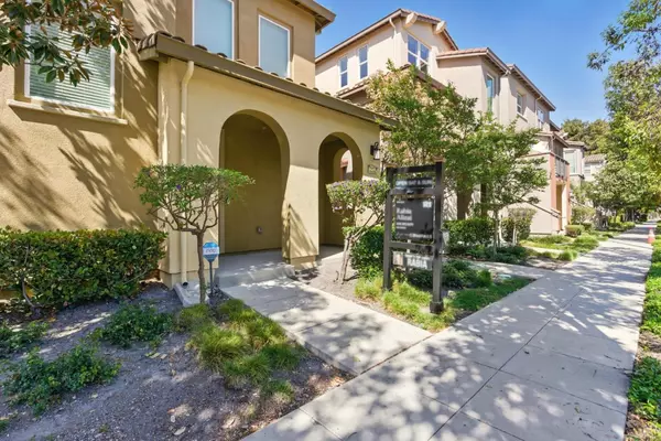 Sunnyvale, CA 94085,949 Indian Wells AVE