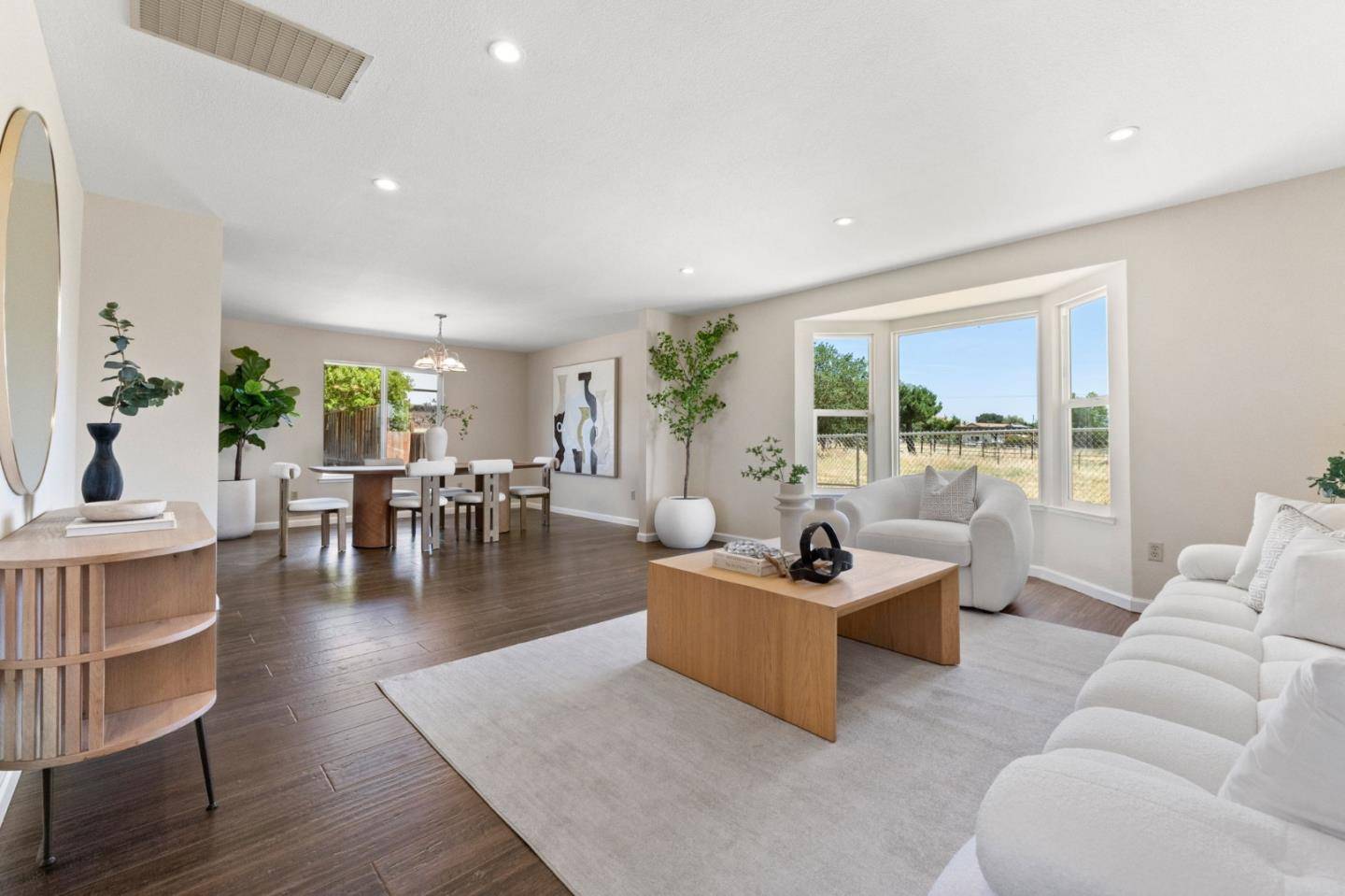 Gilroy, CA 95020,10980 New AVE