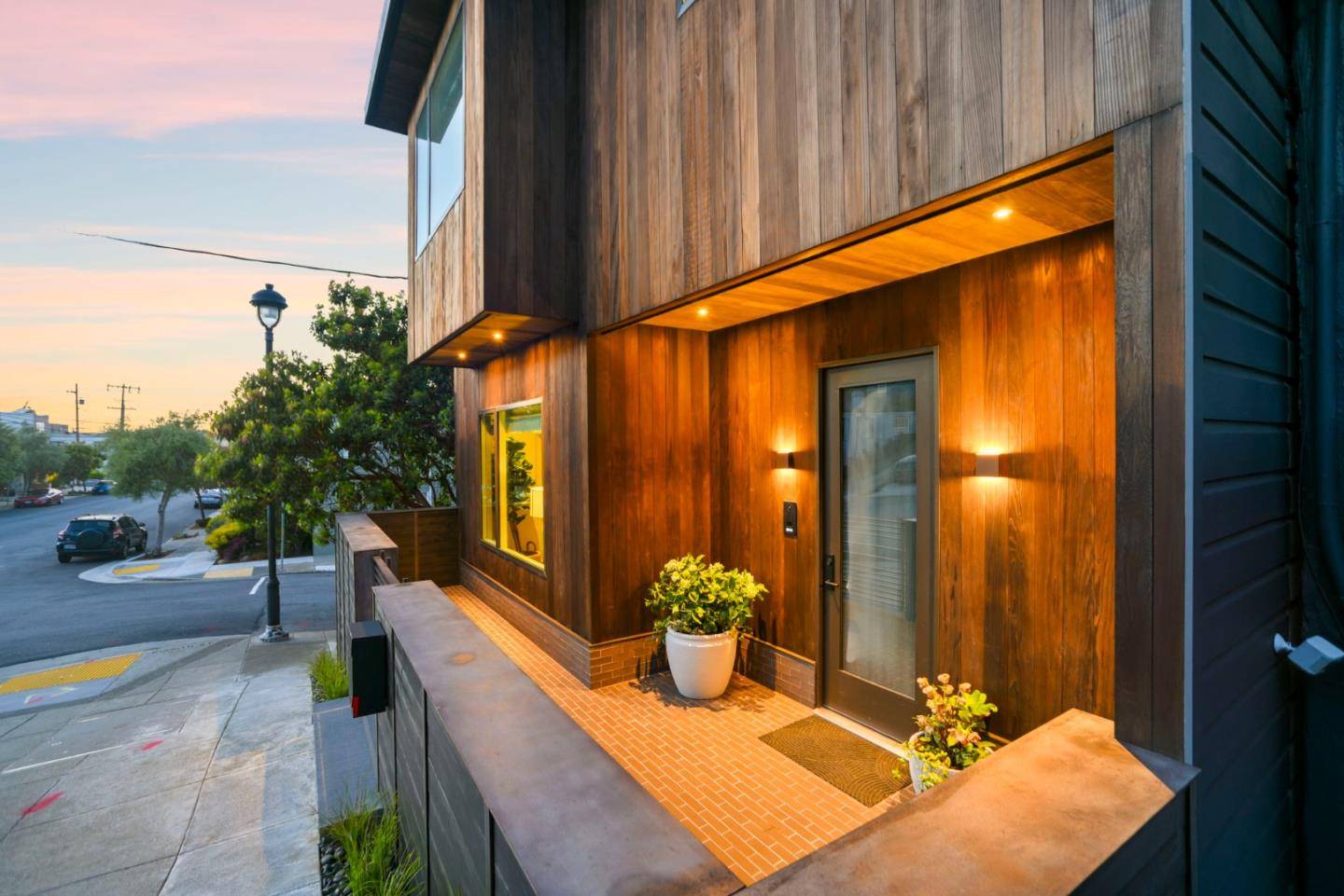 1501 Diamond ST, San Francisco, CA 94131