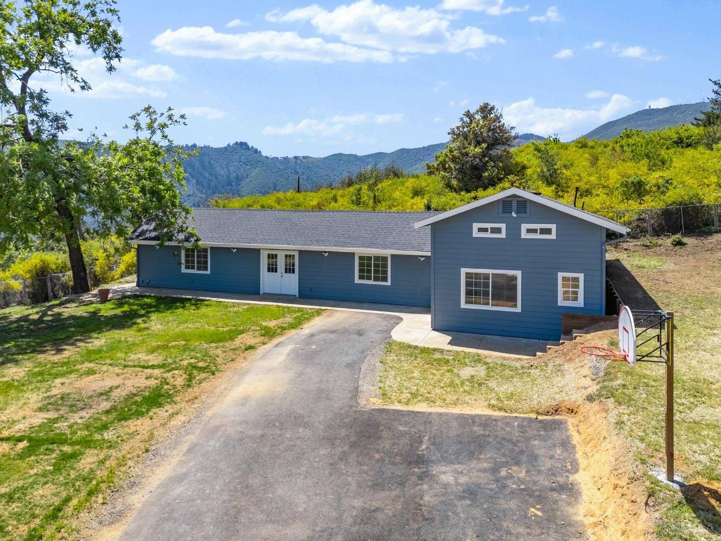Los Gatos, CA 95033,30680 Loma Chiquita RD