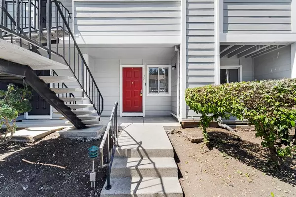 29628 Desert Oak Ct 32, Hayward, CA 94544