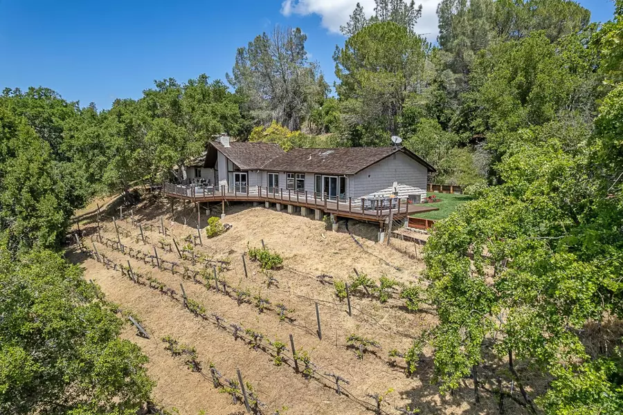 26350 Taaffe RD, Los Altos Hills, CA 94022