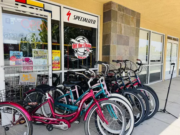 101 McCray St. 101, Hollister, CA 95023