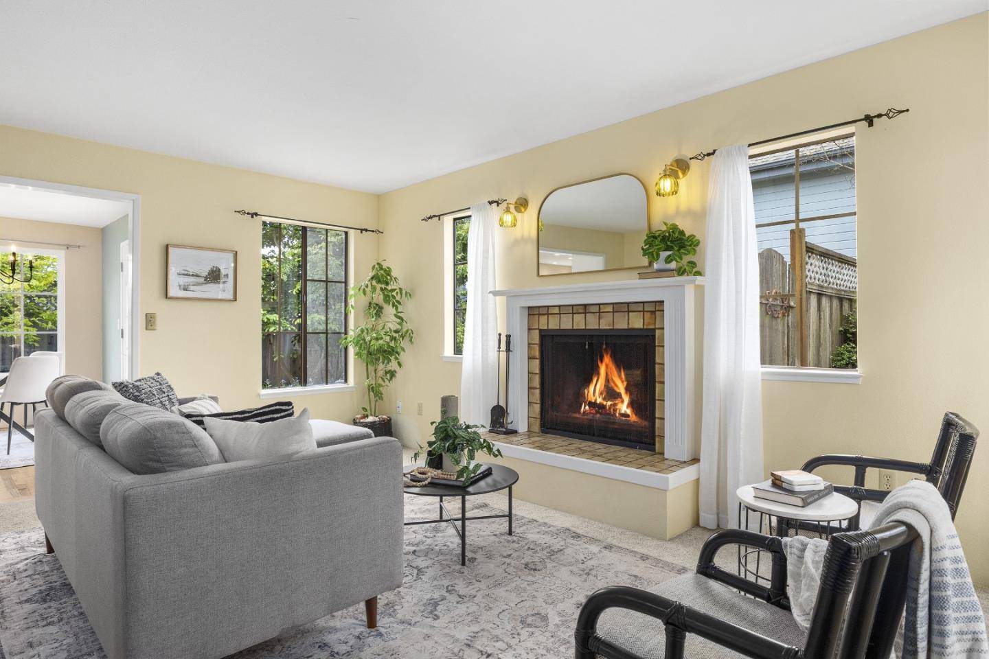 Soquel, CA 95073,5334 Soquel DR