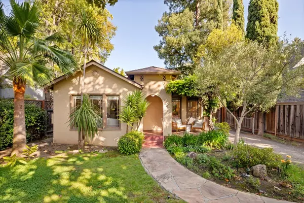 763 College AVE, Menlo Park, CA 94025