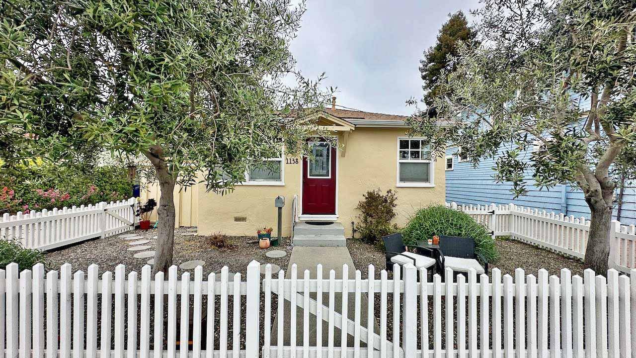 Santa Cruz, CA 95060,1138 Laurel ST