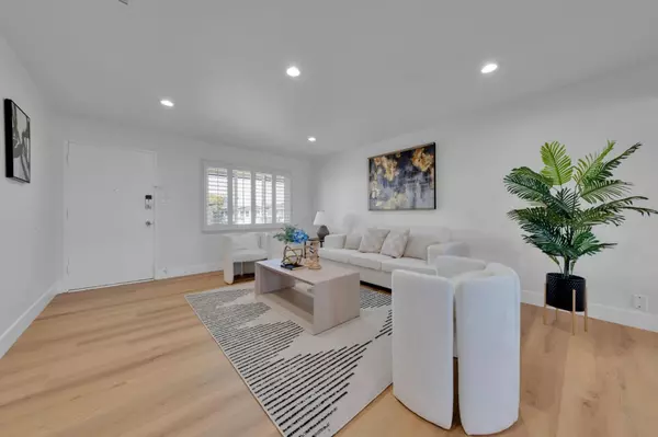 San Mateo, CA 94403,1518 Day AVE A