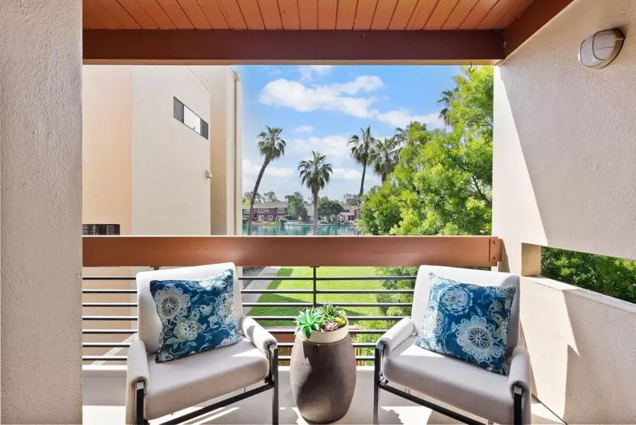912 Beach Park BLVD 92, Foster City, CA 94404