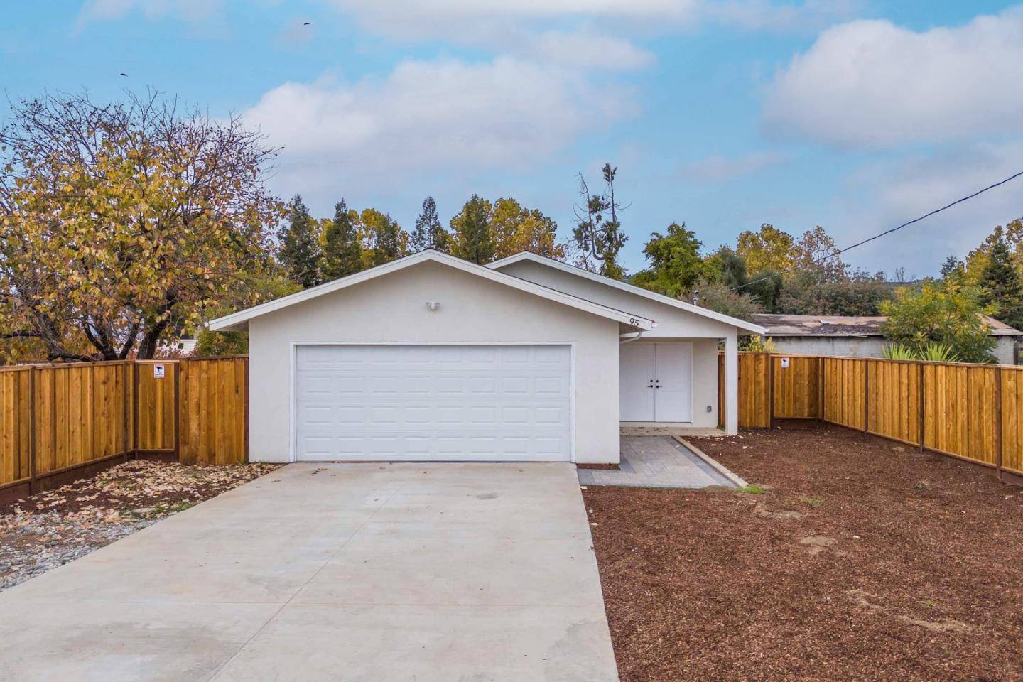 95 Farrell AVE, Gilroy, CA 95020