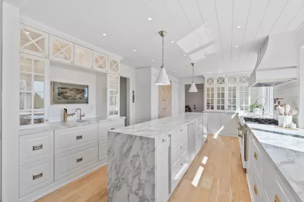 Los Gatos, CA 95032,218 Casitas Bulevar