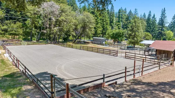 Santa Cruz, CA 95060,50 Nichols DR