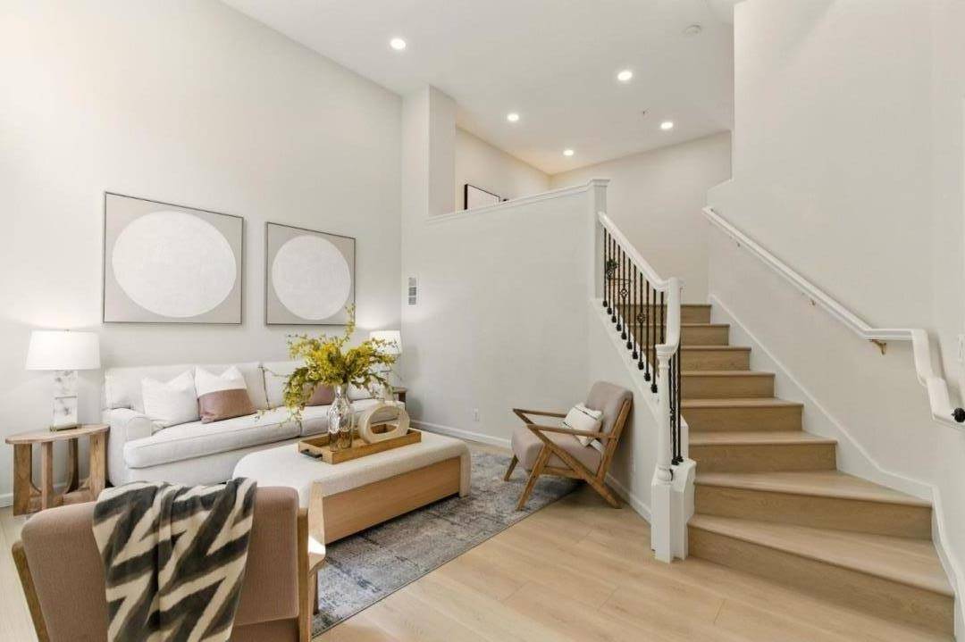 Santa Clara, CA 95054,1833 Silva PL