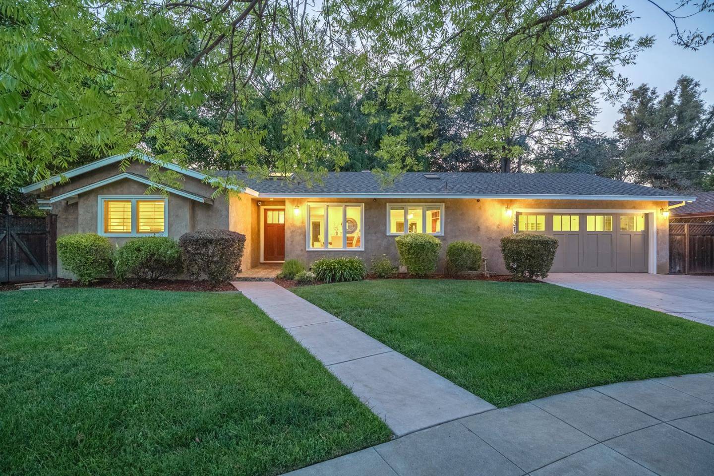 137 Fairmead LN, Los Gatos, CA 95032