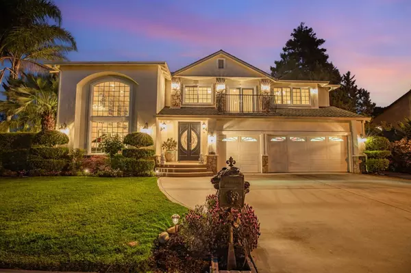 Hollister, CA 95023,290 Bonnie LN