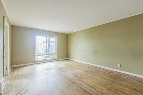 South San Francisco, CA 94080,233 Village WAY