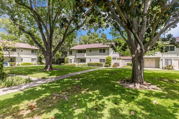 264 N Whisman RD 11, Mountain View, CA 94043