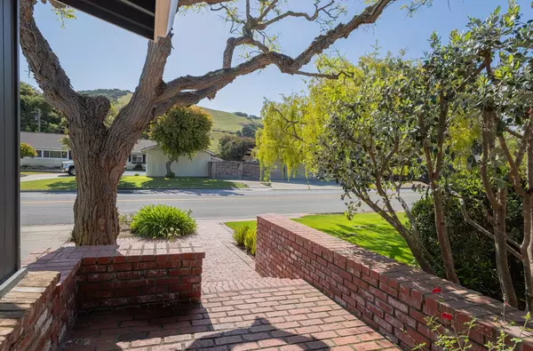 Salinas, CA 93908,20260 Portola DR