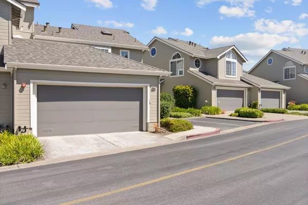 Daly City, CA 94014,156 Treeview DR