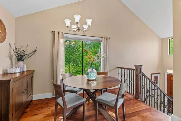 Scotts Valley, CA 95066,21 Horseshoe CT