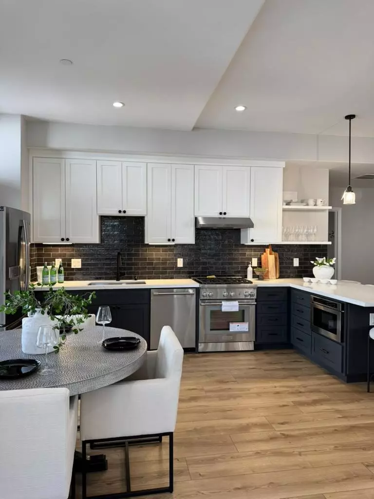 Palo Alto, CA 94306,200 Sheridan Ave. 303