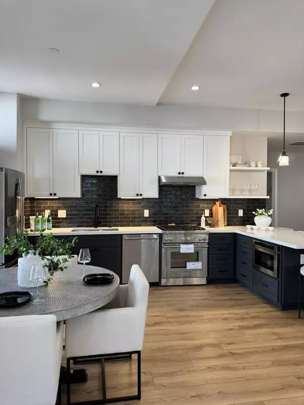 200 Sheridan Ave. 303, Palo Alto, CA 94306