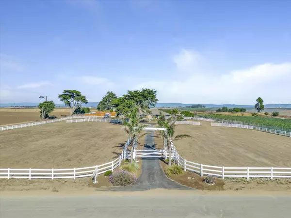 Moss Landing, CA 95039,268 Giberson RD