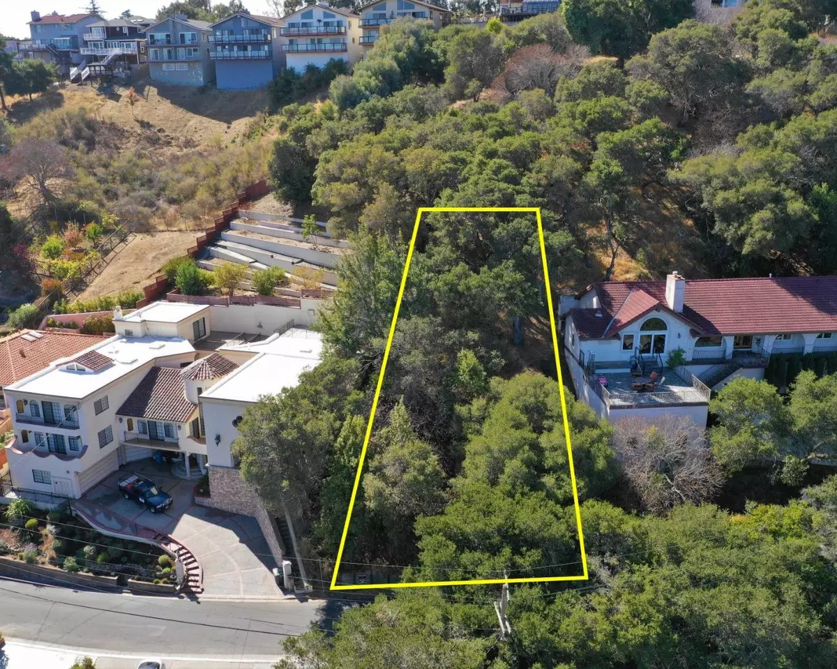 San Carlos, CA 94070,39 Madera AVE