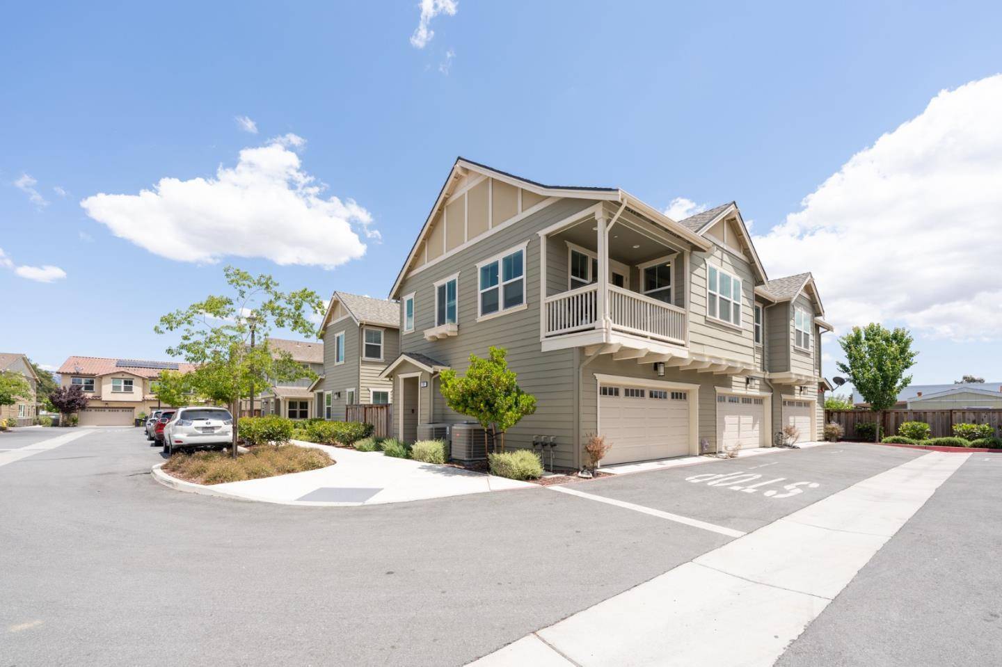 130 Banano LN, Morgan Hill, CA 95037