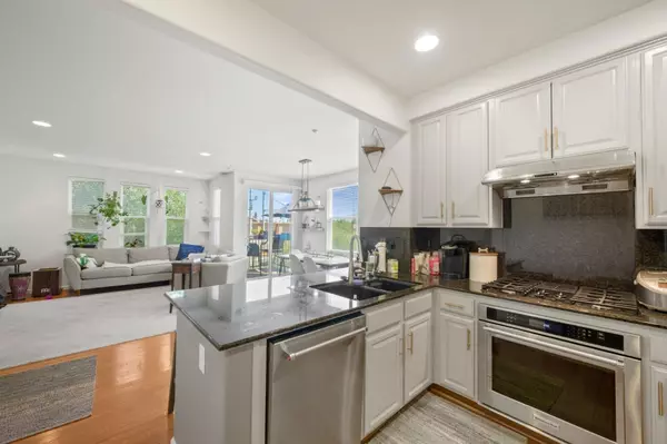 San Jose, CA 95126,311 Bautista PL