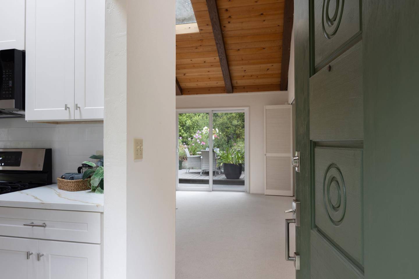 Carmel, CA 93923,3391 Carpenter RD