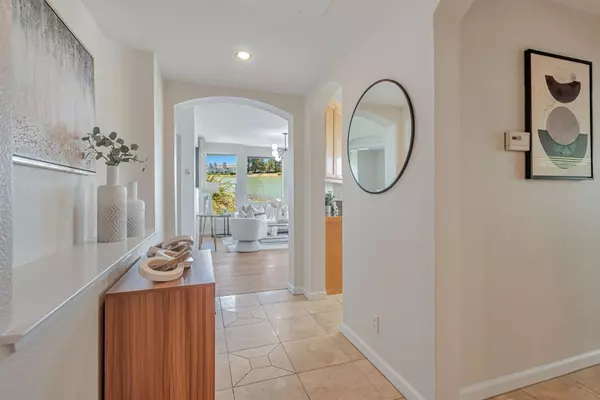 Redwood Shores, CA 94065,1000 Davit LN 126